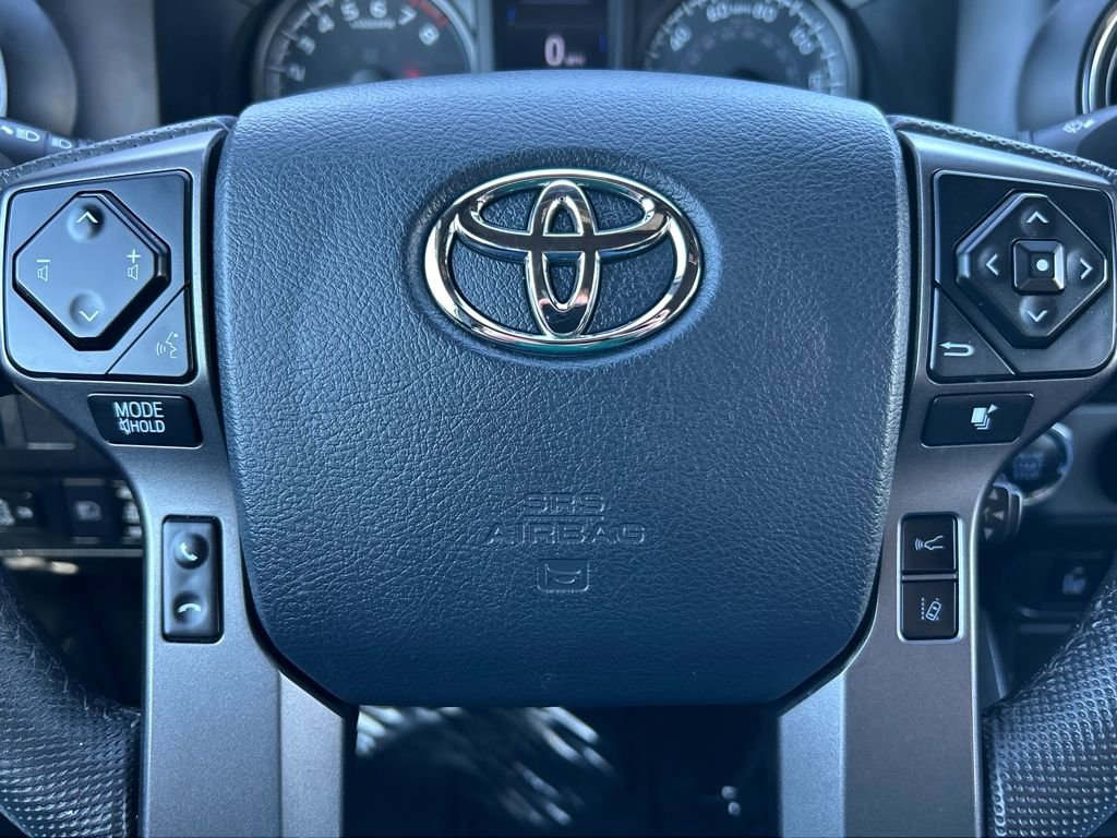 Used 2020 Toyota Tacoma TRD Off-Road w/ TRD Premium Off Road Package image 10