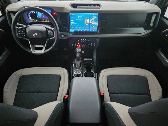 Used 2022 Ford Bronco Wildtrak image 19