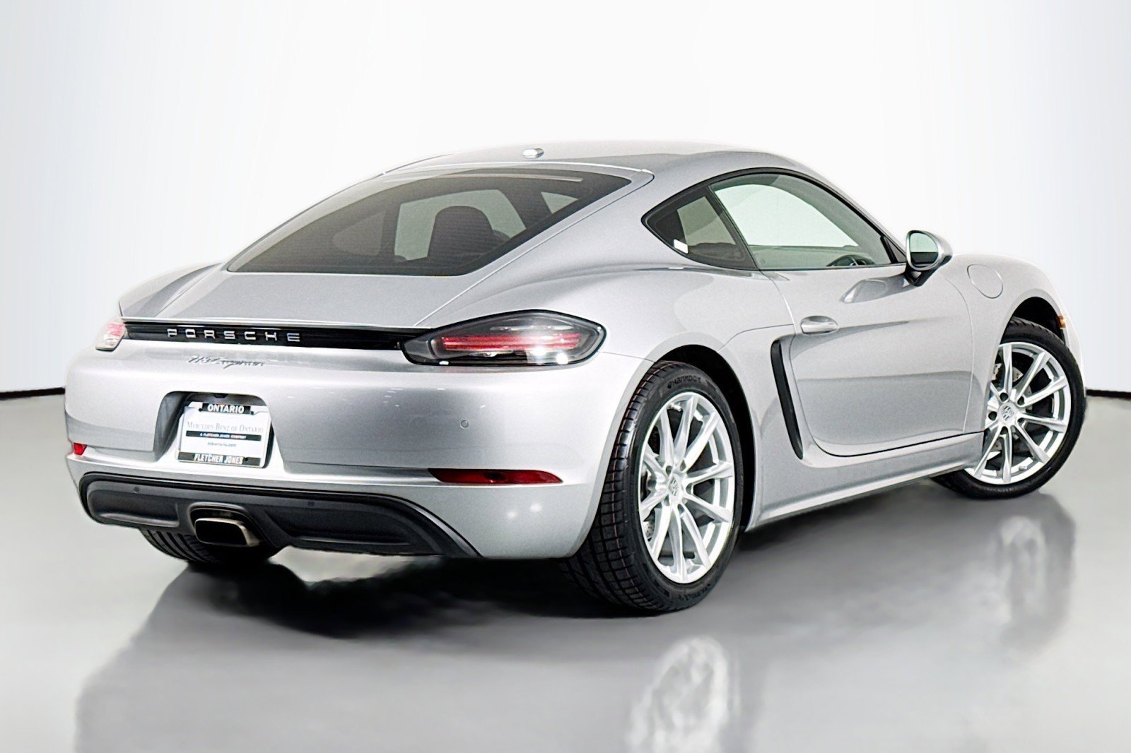 Used 2021 Porsche 718 Cayman image 9