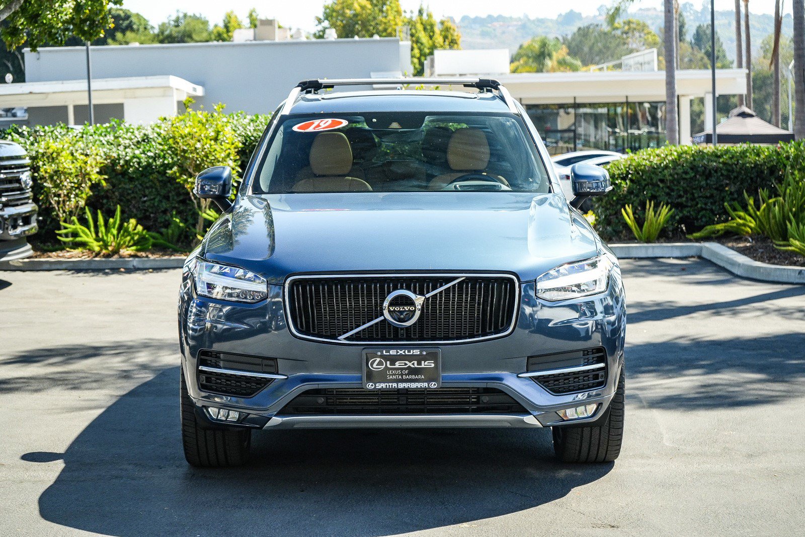 Used 2019 Volvo XC90 T6 Momentum w/ Advanced Package AWD/4WD image 2