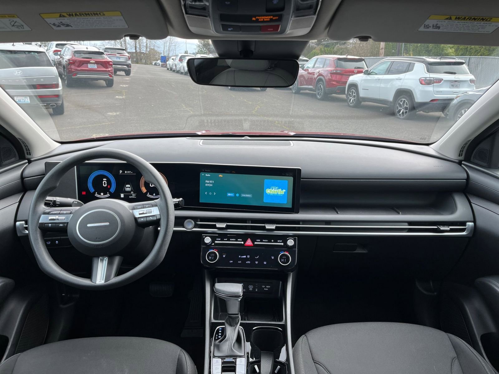 Used 2025 Hyundai Tucson SEL AWD/4WD image 36