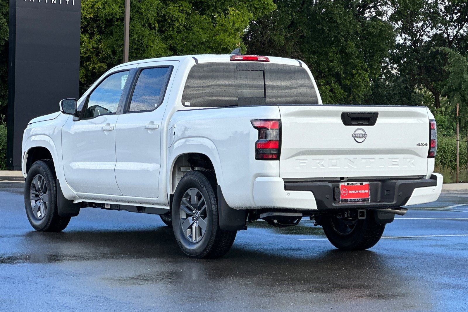 New 2026 Nissan Frontier SV AWD/4WD image 6