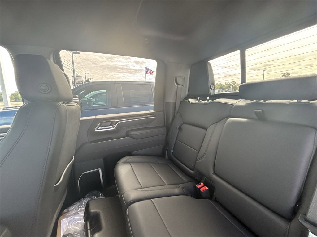 New 2026 Chevrolet Silverado 3500 LT w/ All Star Edition image 12