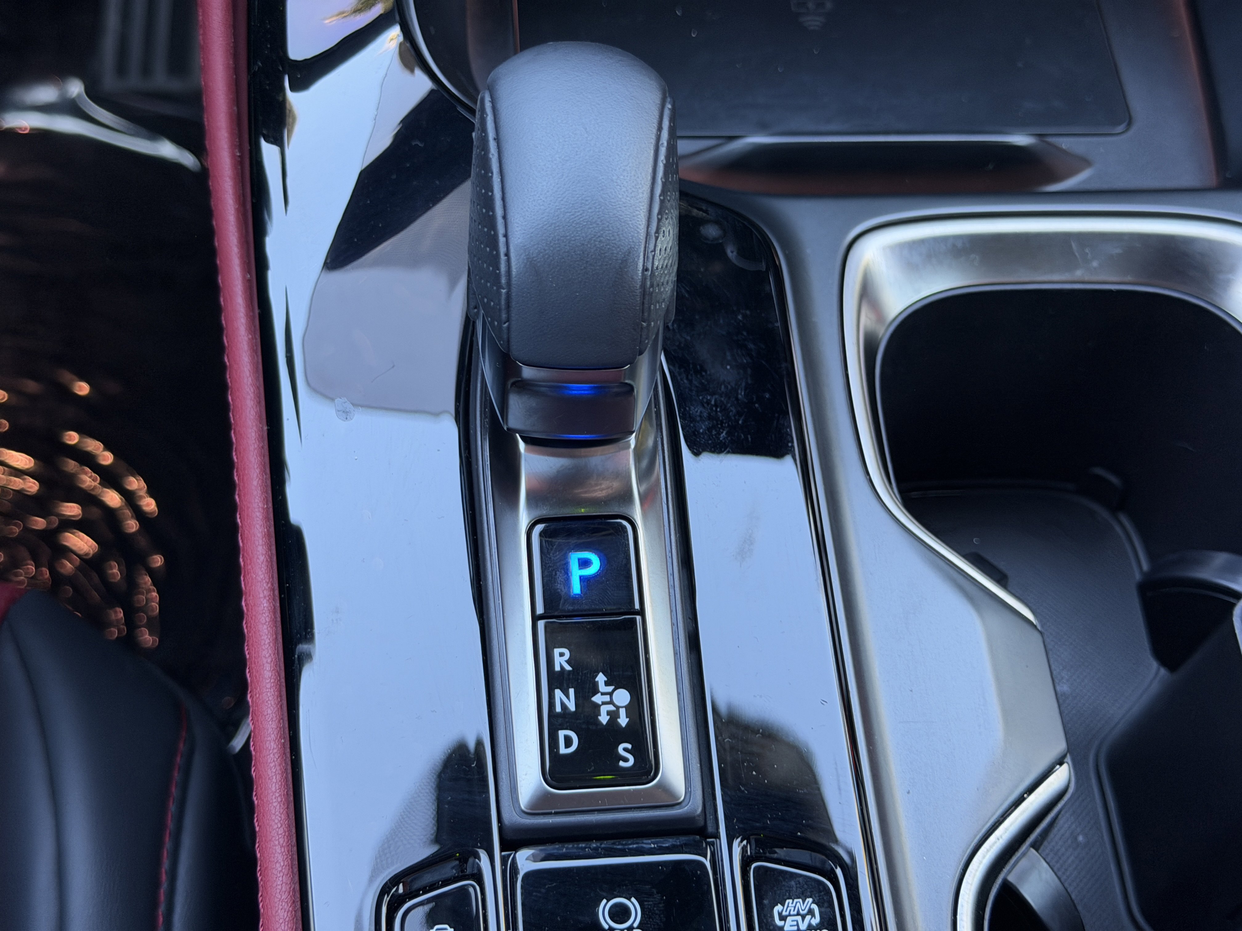 Used 2025 Lexus NX 450h+ F Sport w/ Towing Package (2000 Lbs) image 24