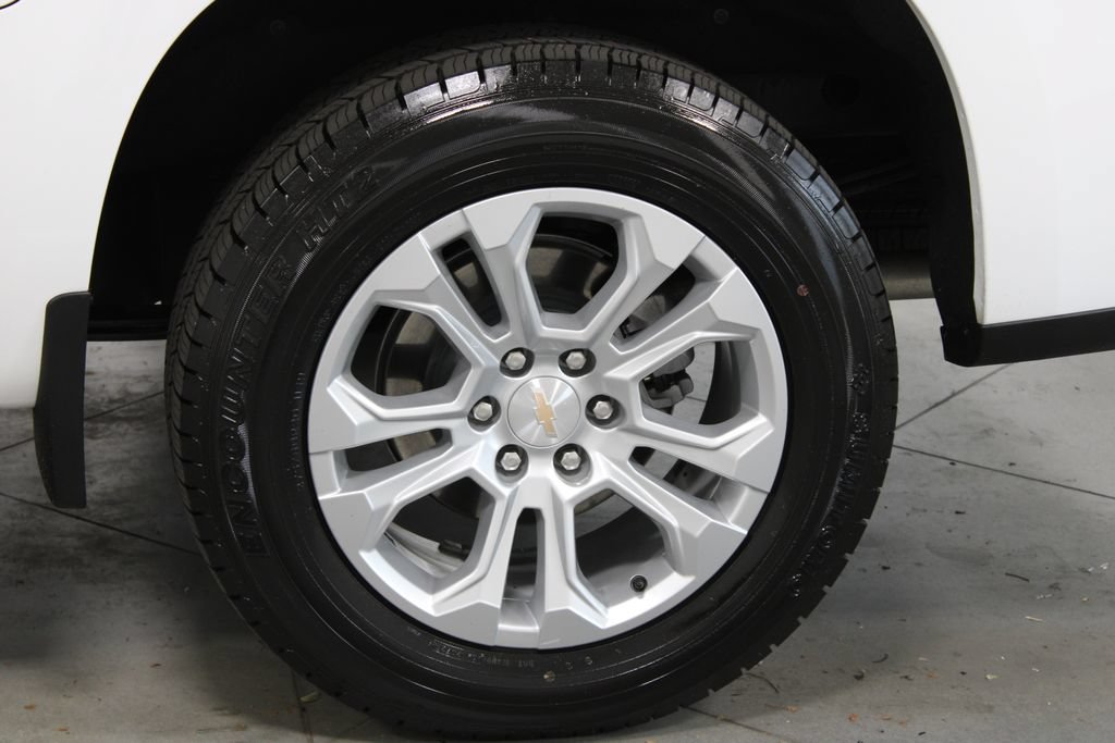 Used 2025 Chevrolet Silverado 1500 LTZ w/ LTZ Premium Package AWD/4WD image 18