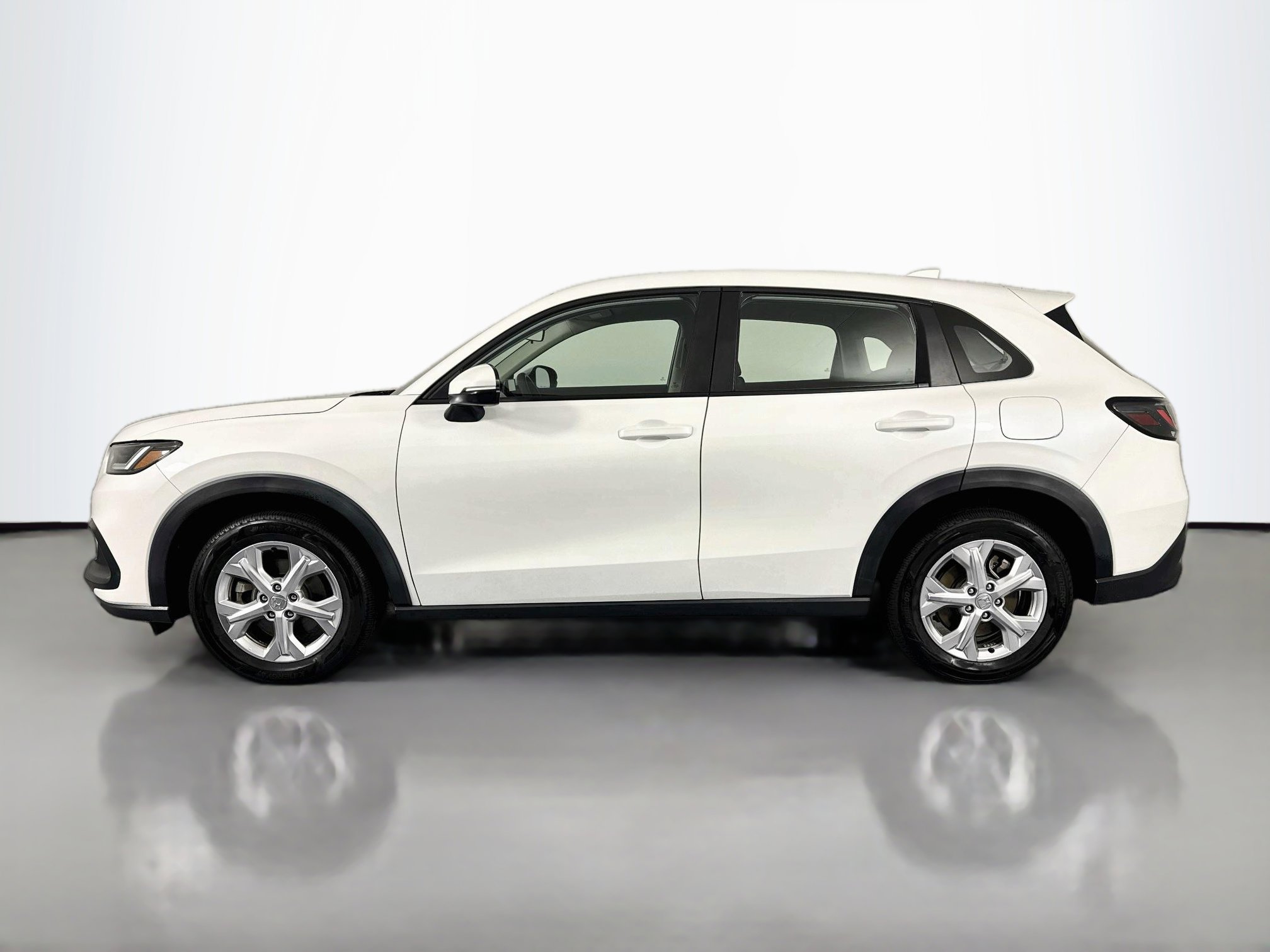 Certified 2023 Honda HR-V LX image 8