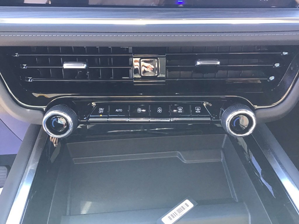 New 2026 Chevrolet Suburban LS image 45