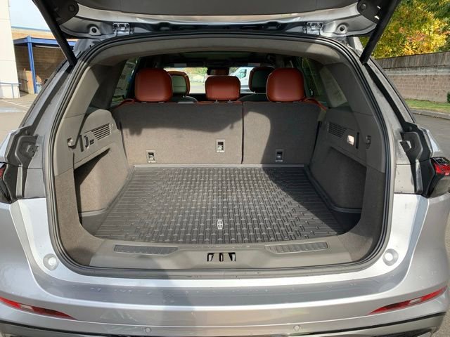 New 2024 Lincoln Nautilus Black Label w/ Jet Appearance Package (87T) image 5