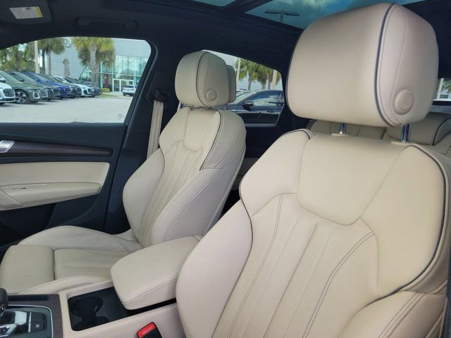 Certified 2023 Audi Q5 2.0T Premium w/ Convenience Package image 16