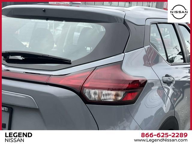 Used 2024 Nissan Kicks SV image 10