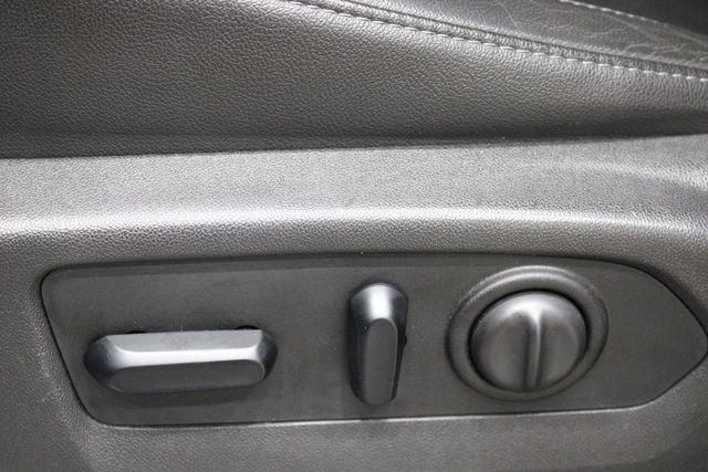 Used 2019 Chevrolet Silverado 1500 LTZ image 20