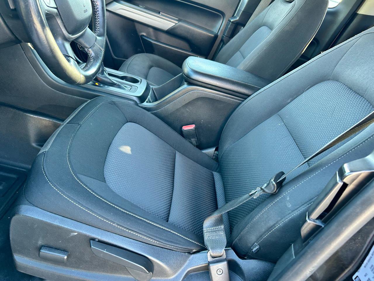 Used 2021 Chevrolet Colorado LT w/ Fleet Safety Package RWD image 7