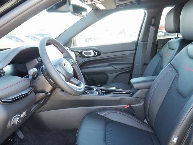 New 2026 Jeep Compass Trailhawk w/ Sun, Sound & Navigation Group image 2