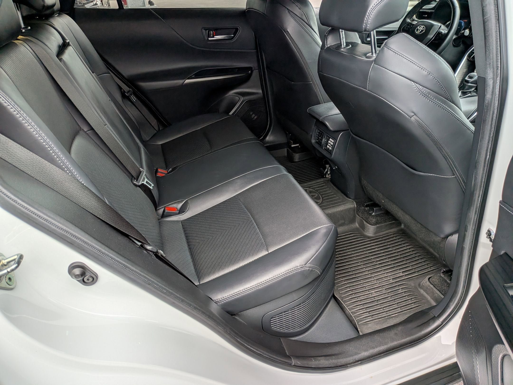 Certified 2023 Toyota Venza Limited AWD/4WD image 34
