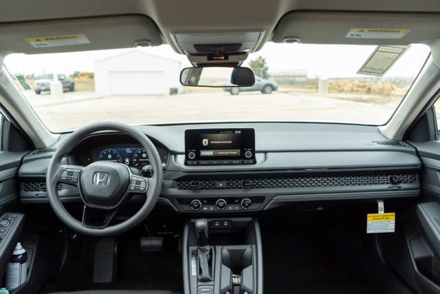 Used 2023 Honda Accord LX image 13
