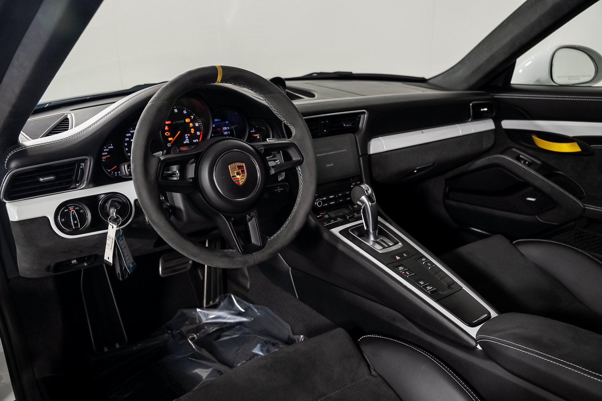 Used 2019 Porsche 911 GT3 RS RWD image 2