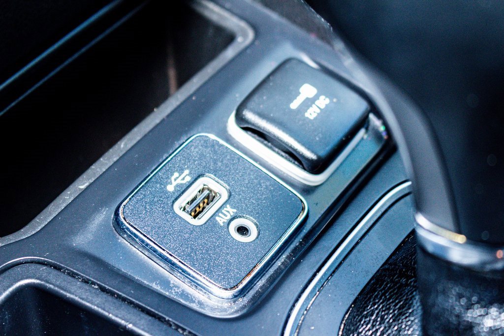 Used 2019 Jeep Cherokee Latitude Plus image 15