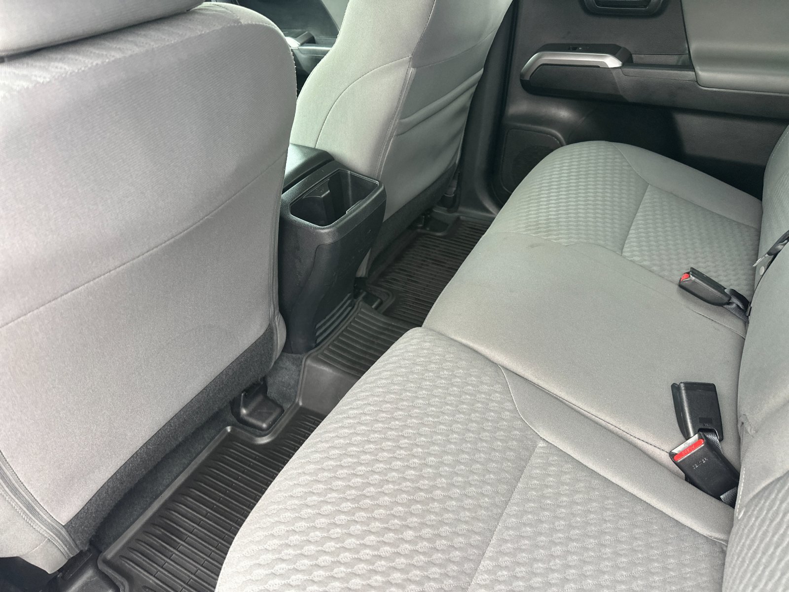 Used 2021 Toyota Tacoma SR5 w/ Technology Package AWD/4WD image 12