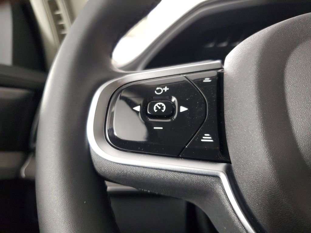 New 2026 Volvo XC90 B6 Ultra w/ Protection Package image 26