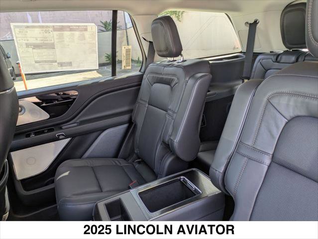 New 2025 Lincoln Aviator Reserve w/ Equipment Group 201A image 13