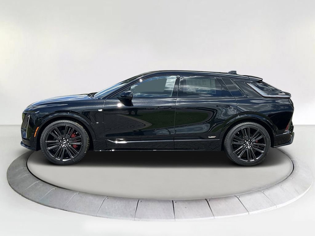 New 2026 Cadillac Lyriq V AWD/4WD image 2