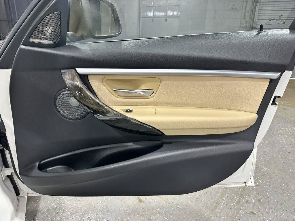 Used 2017 BMW 330i Sedan RWD image 41