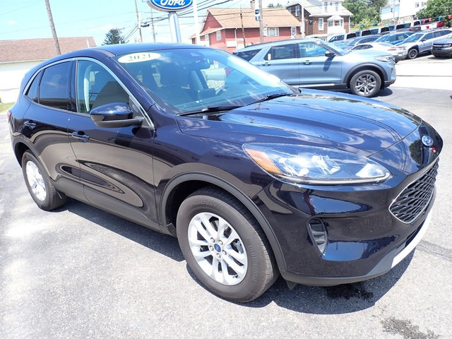 Used 2021 Ford Escape SE image 8