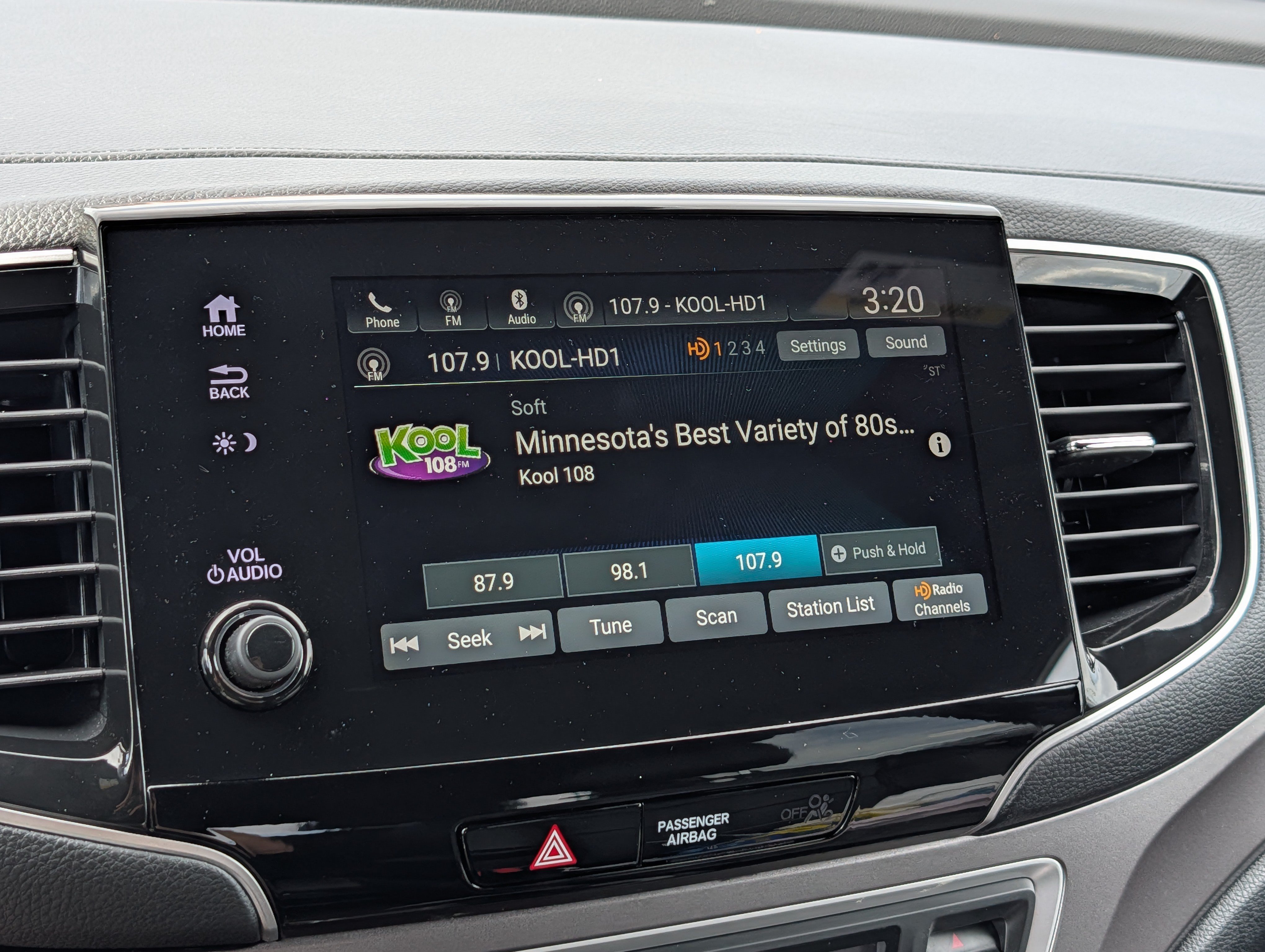 Used 2020 Honda Passport EX-L image 22