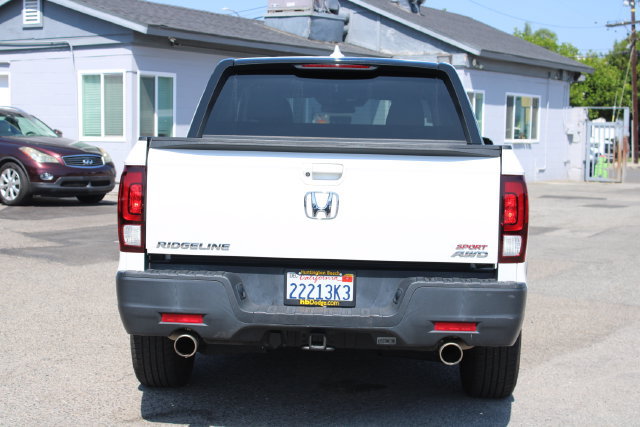 Used 2022 Honda Ridgeline Sport image 4