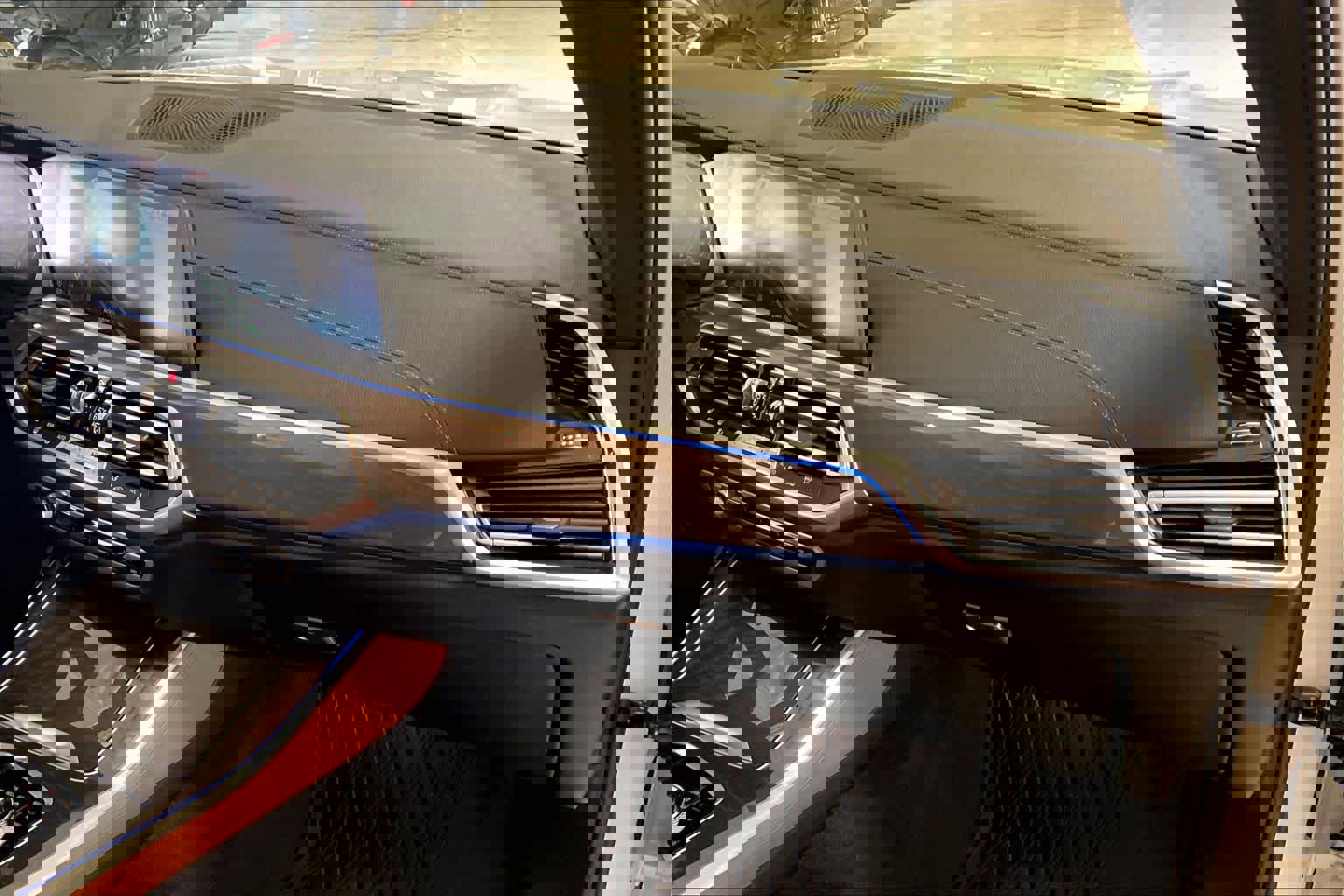 Used 2022 BMW X5 xDrive45e w/ M Sport Package image 17