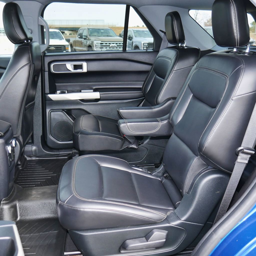 Used 2021 Ford Explorer XLT w/ Equipment Group 202A image 22