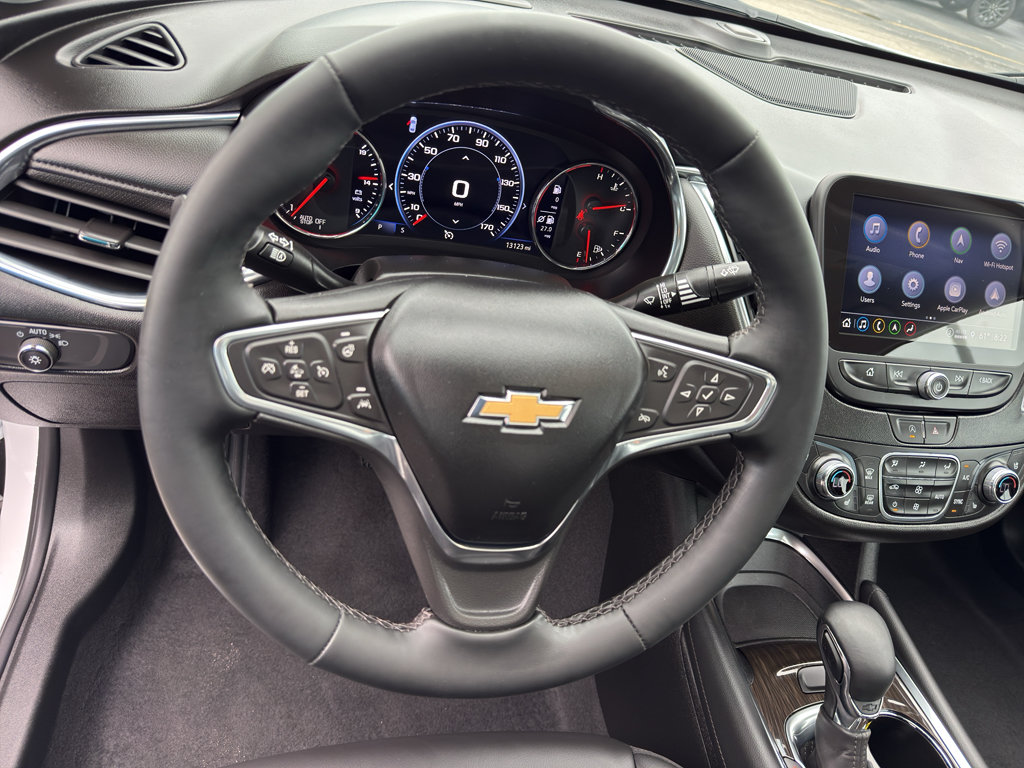 Used 2023 Chevrolet Malibu LT w/ Sport Edition FWD image 16