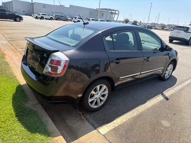 Used 2011 Nissan Sentra 2.0 SL w/ Navigation Pkg FWD image 8