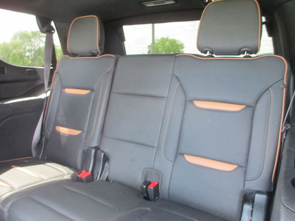 Used 2023 GMC Yukon AT4 w/ LPO, Floor Liner Package AWD/4WD image 22