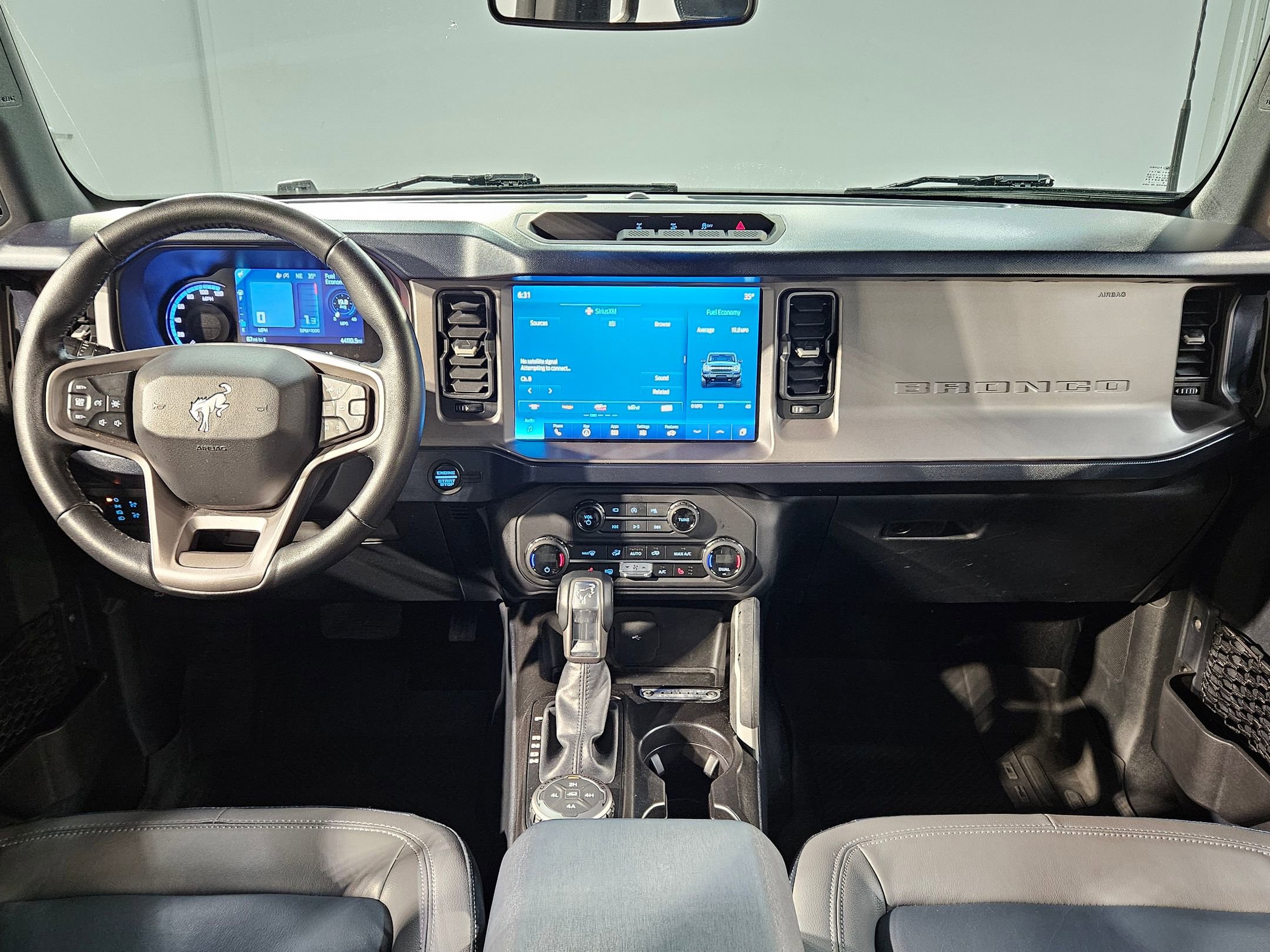 Used 2023 Ford Bronco Outer Banks image 10