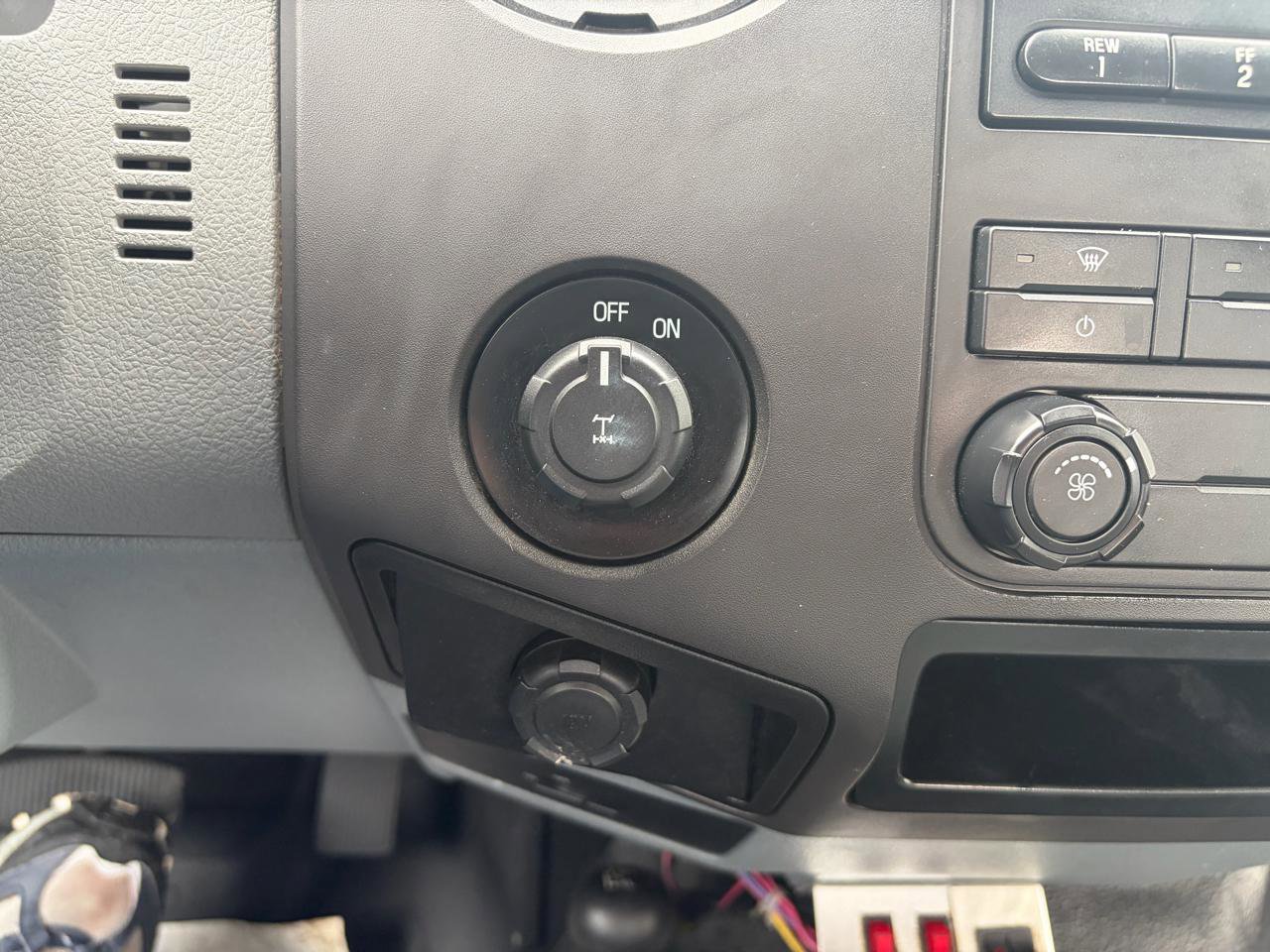 Used 2014 Ford F250 XL w/ Power Equipment Group image 33