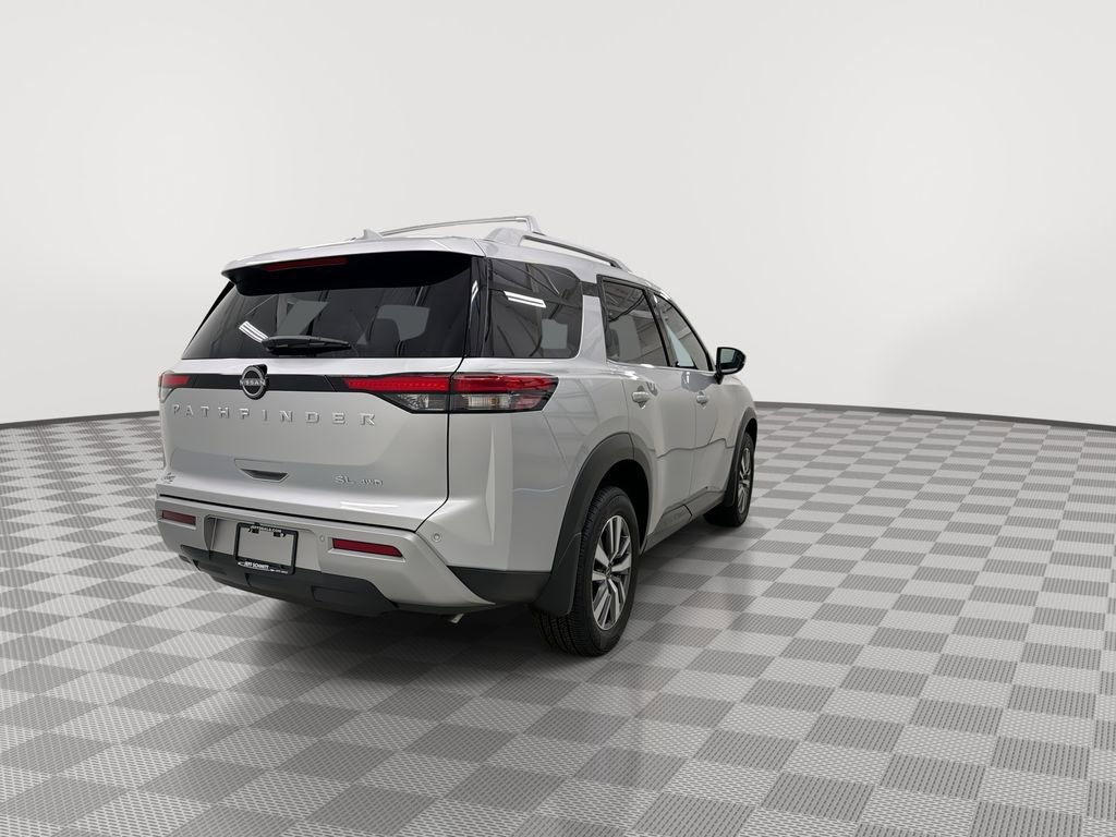 Certified 2025 Nissan Pathfinder SL w/ Cargo Package AWD/4WD image 11