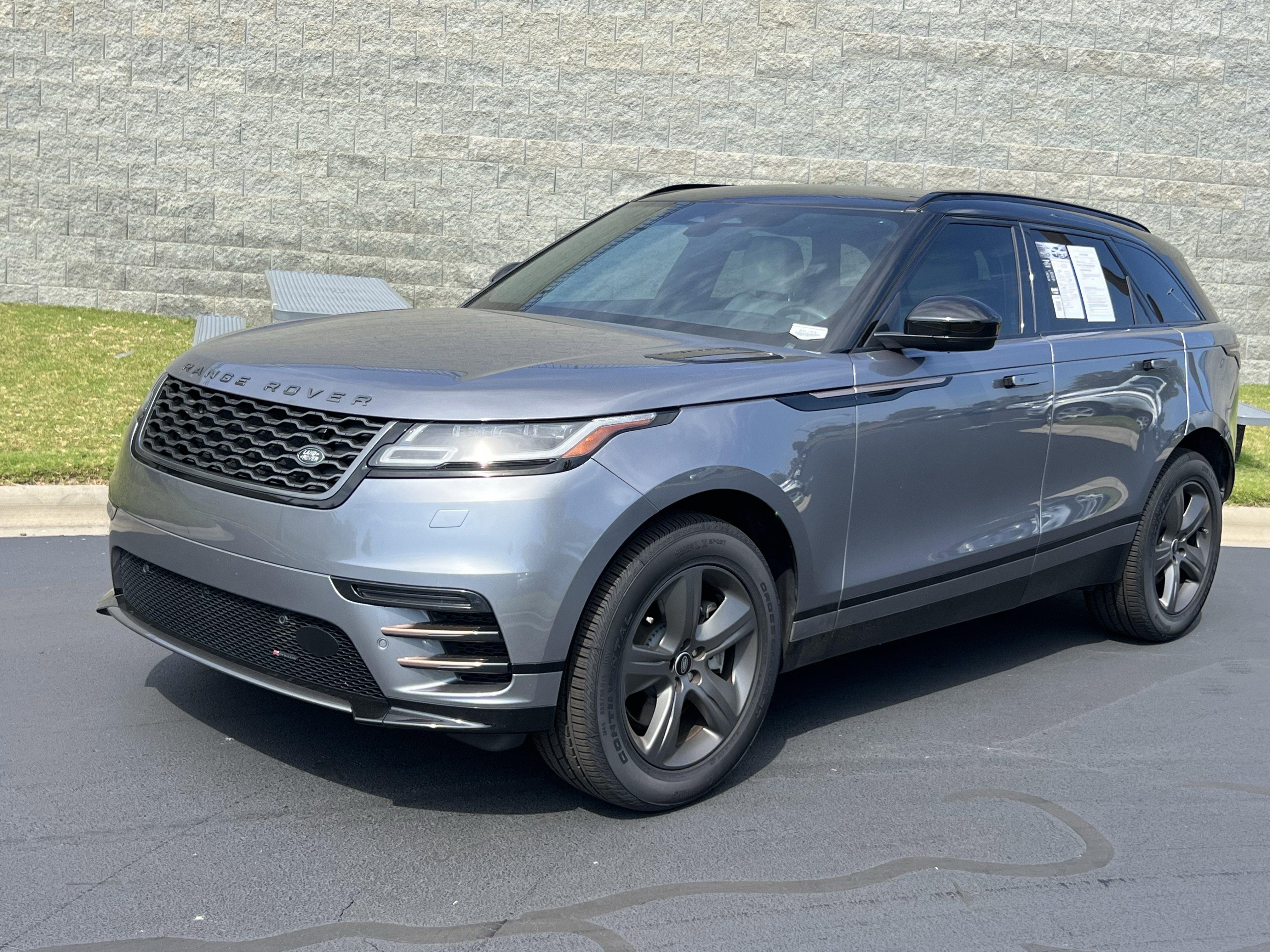 Certified 2023 Land Rover Range Rover Velar R-Dynamic S image 2
