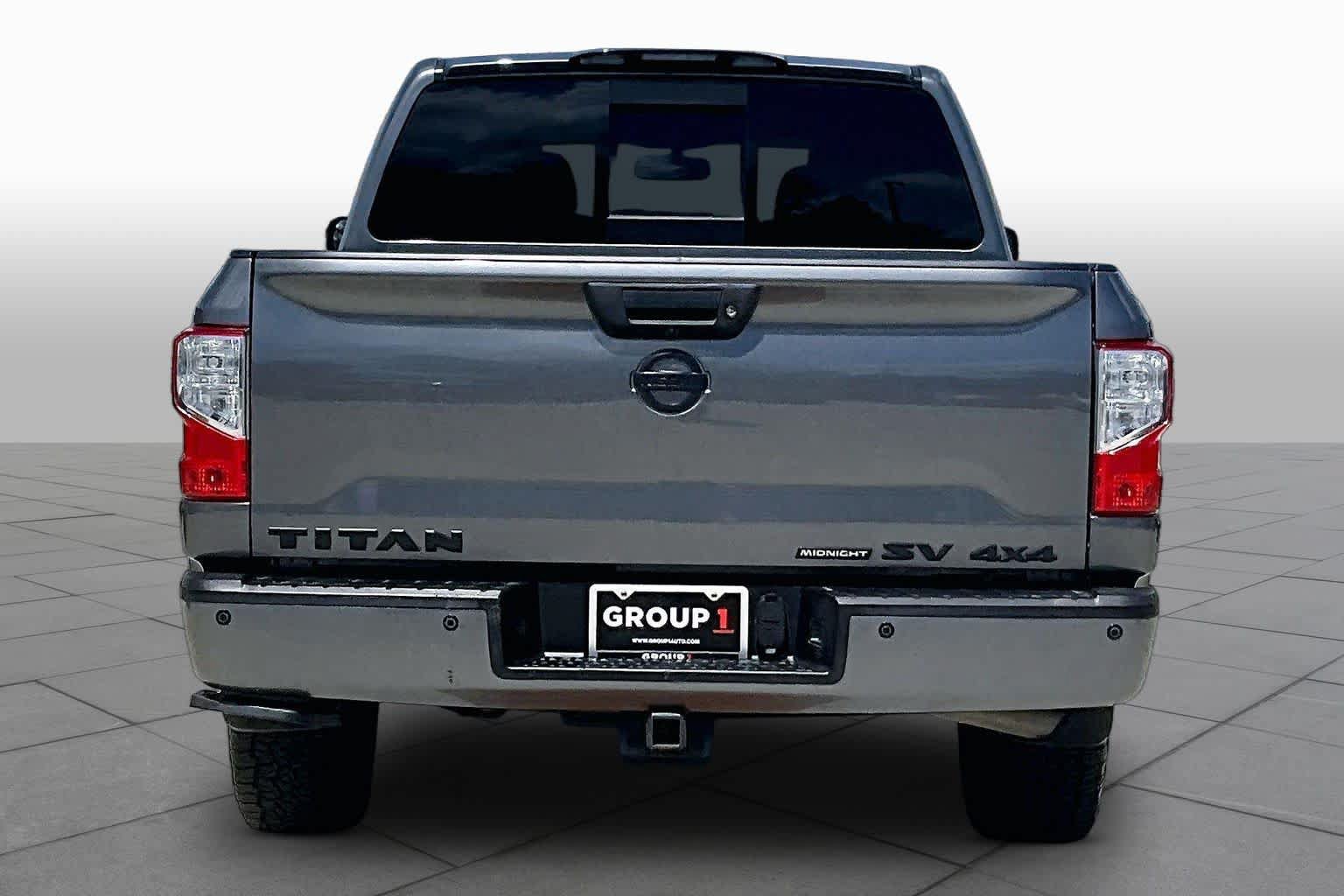 Used 2019 Nissan Titan SV w/ SV Convenience Package AWD/4WD image 5