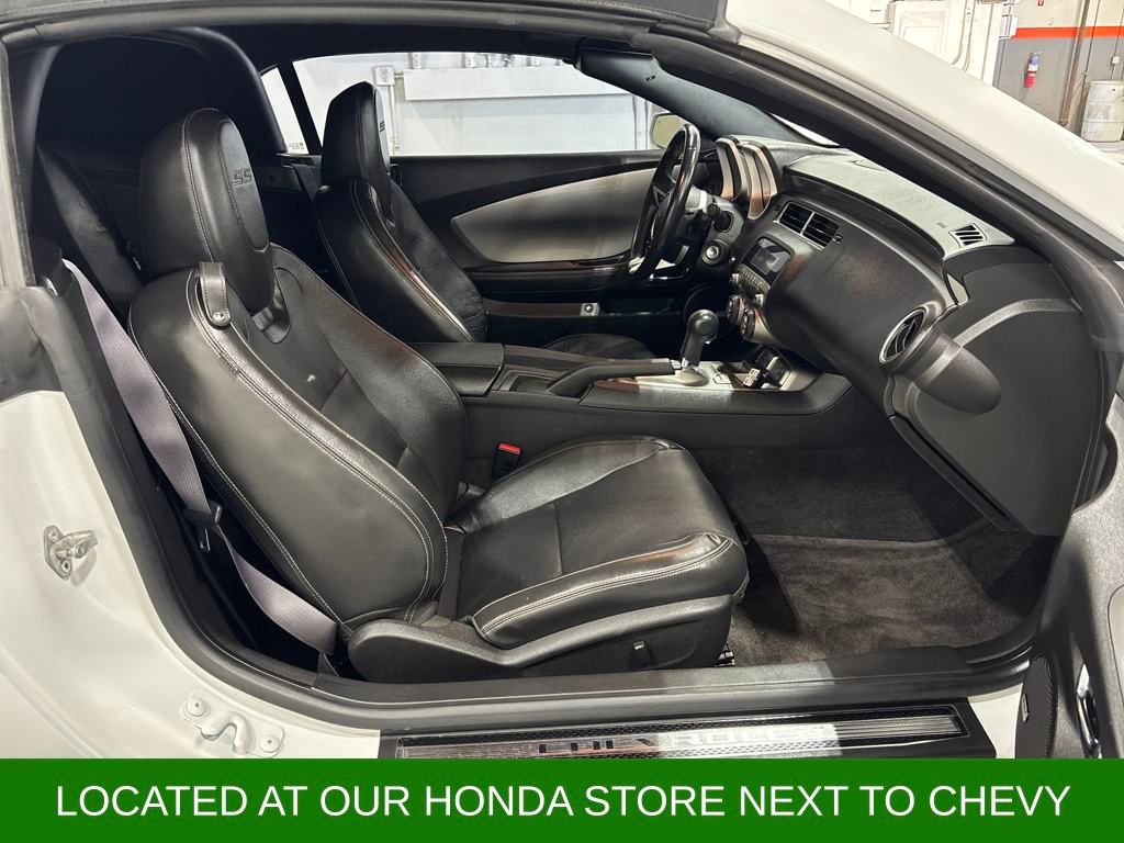 Used 2011 Chevrolet Camaro SS w/ RS Package image 7