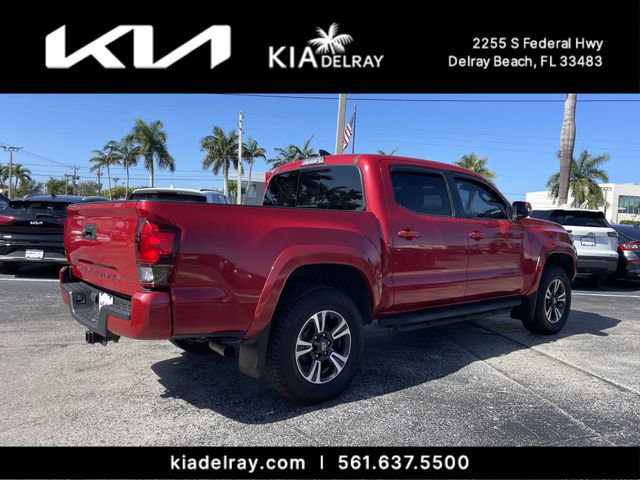 Used 2019 Toyota Tacoma TRD Sport image 3