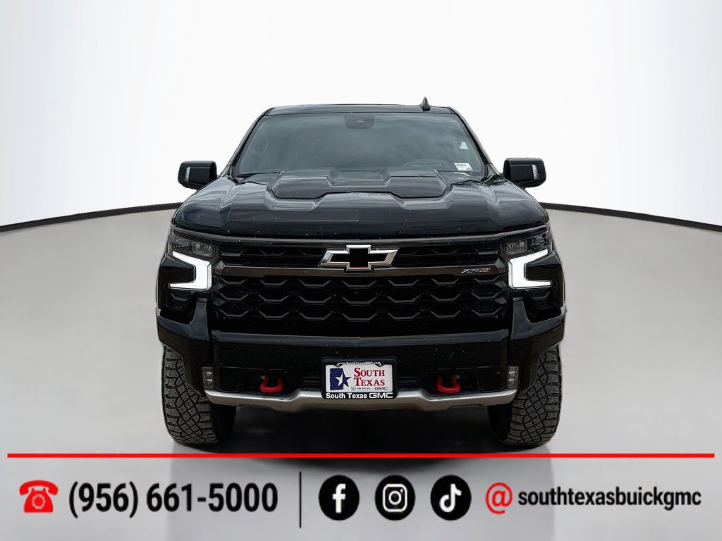 Used 2023 Chevrolet Silverado 1500 ZR2 w/ Technology Package AWD/4WD image 2