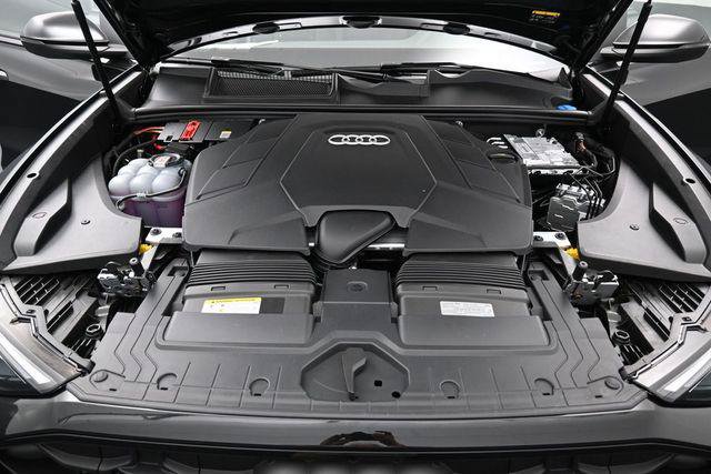 New 2026 Audi Q8 Premium Plus AWD/4WD image 15