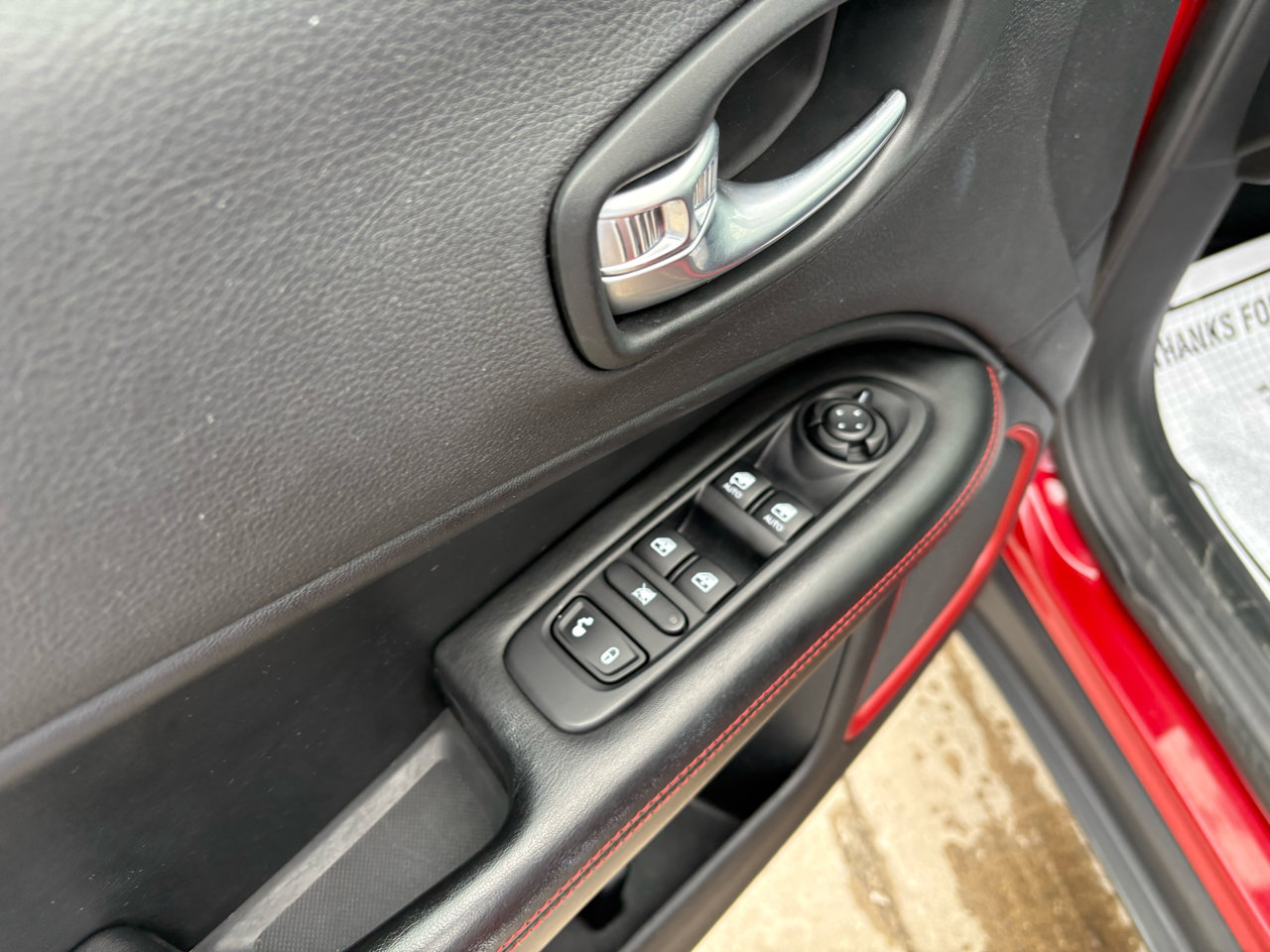 Used 2020 Jeep Compass Trailhawk image 10