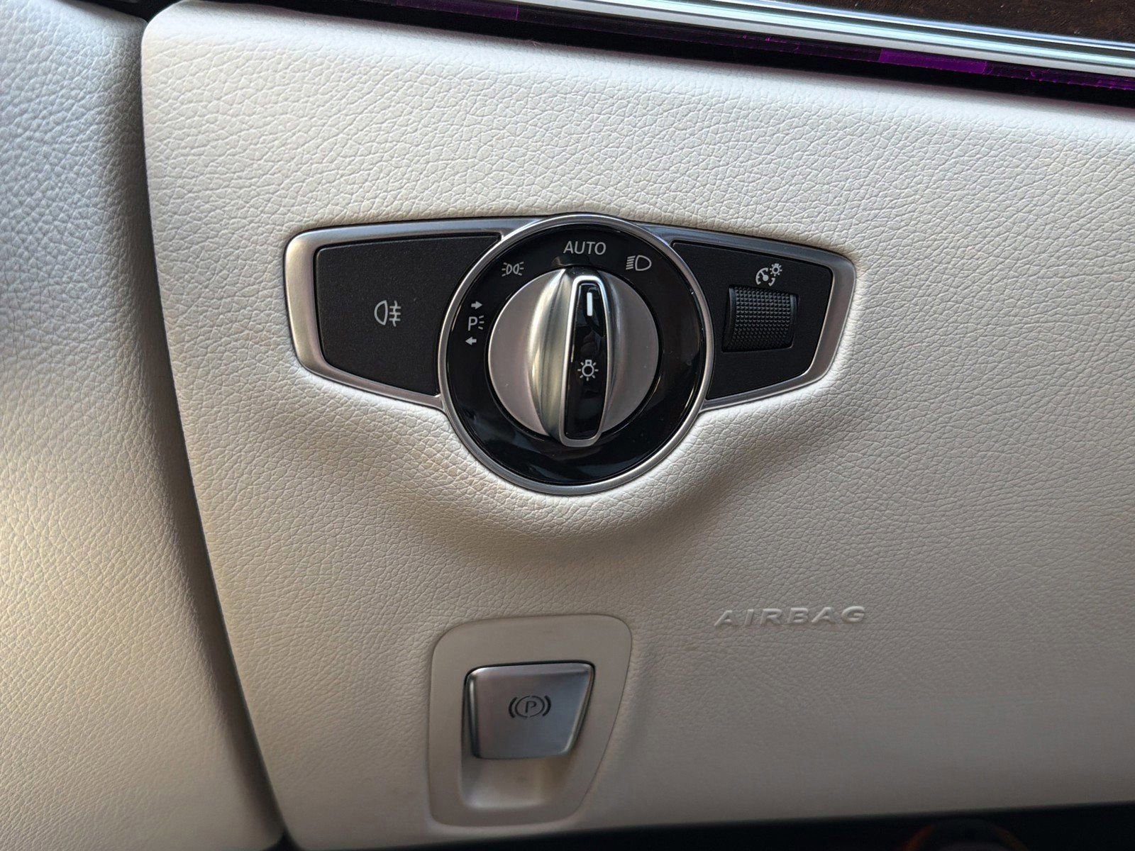 Used 2022 Mercedes-Benz E 350 4MATIC Sedan image 27