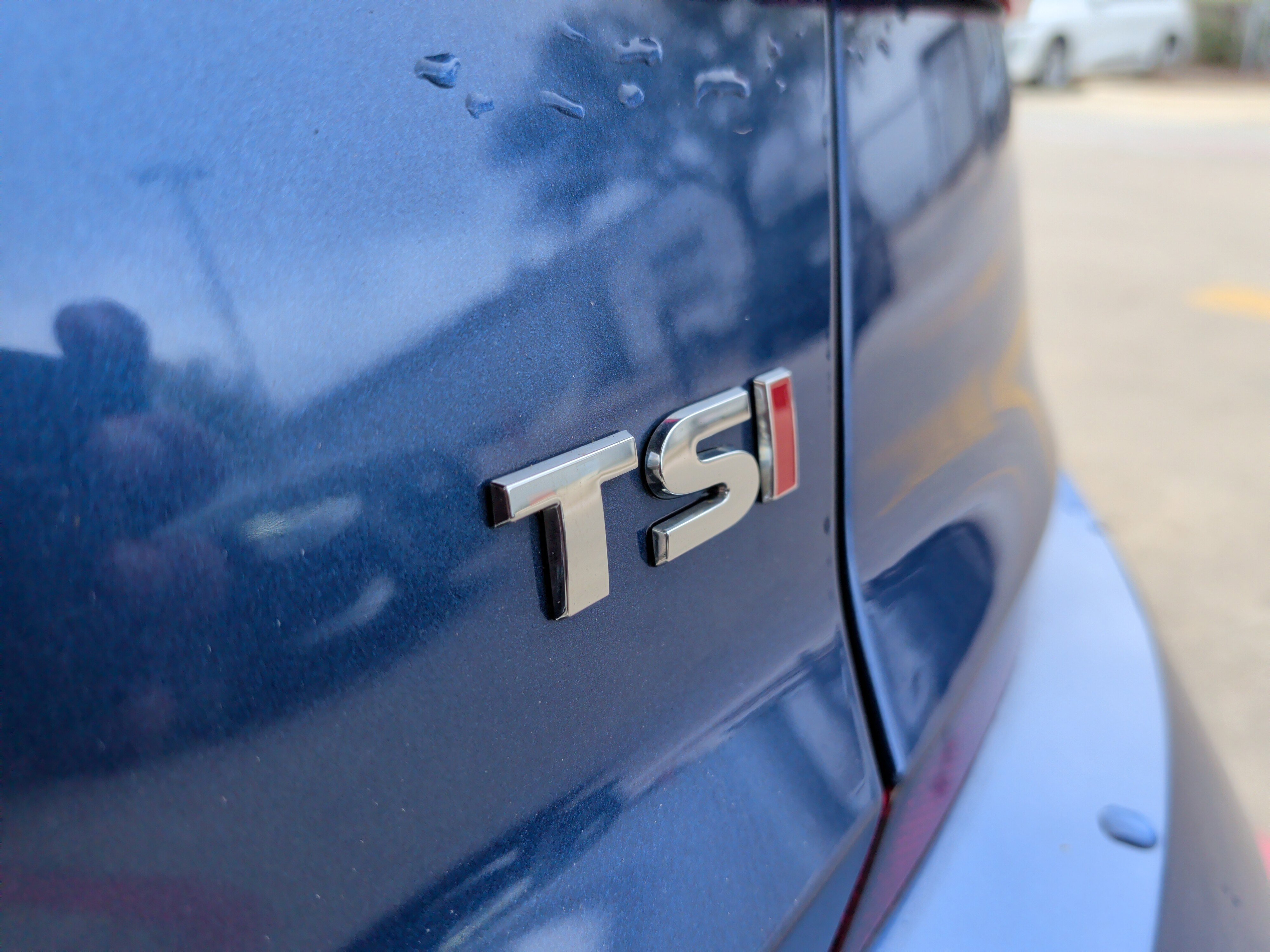 Used 2017 Volkswagen Passat 1.8T R-Line w/ R-Line Lighting Package image 37