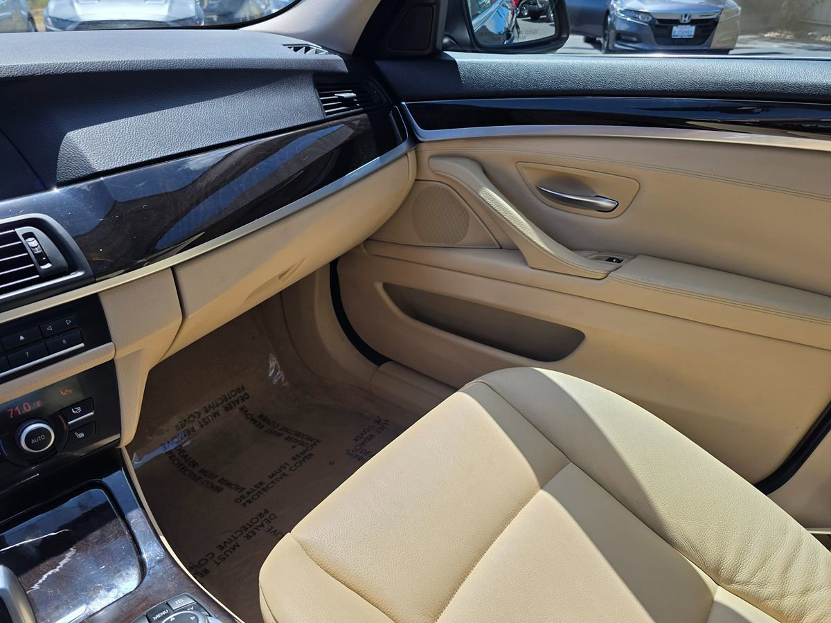 Used 2011 BMW 535i Sedan RWD image 33