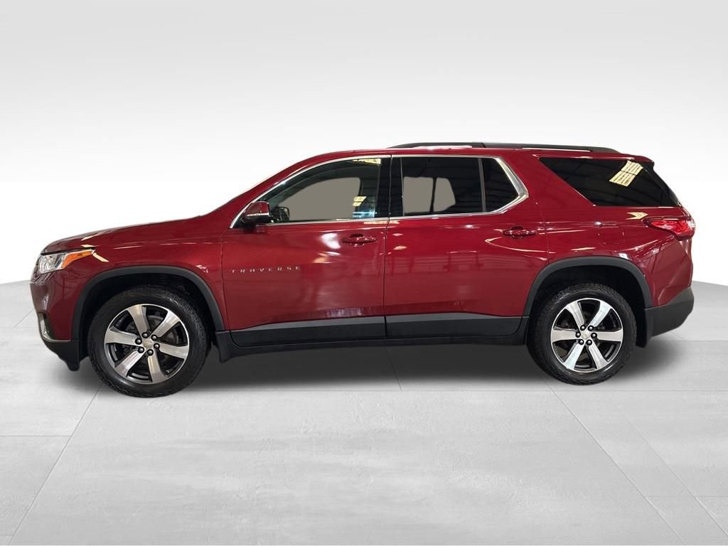 Used 2019 Chevrolet Traverse LT w/ LT Premium Package image 2
