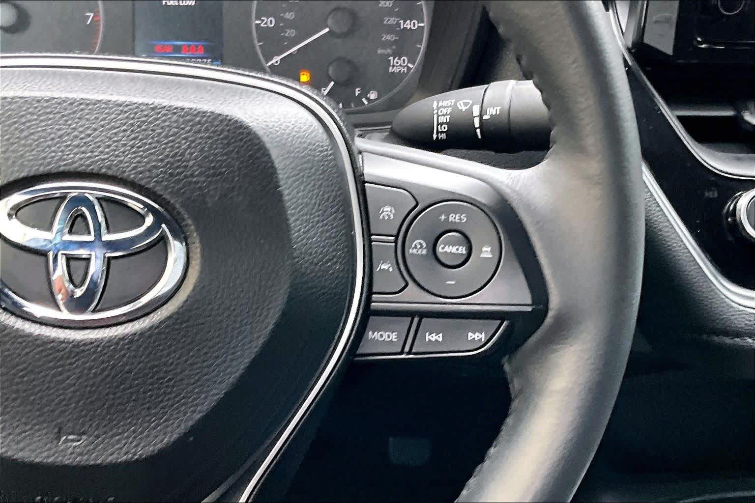 Certified 2024 Toyota Corolla SE FWD image 25