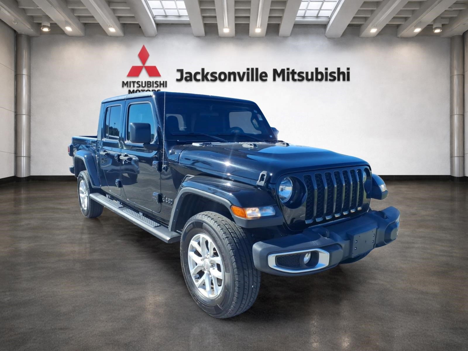 Used 2023 Jeep Gladiator Sport